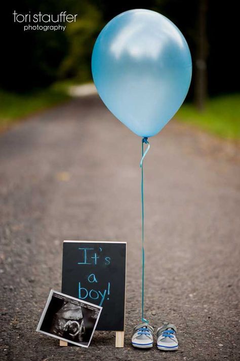 Baby Shower Invitations Ideas, Pregnant Photoshoot, Gender Reveal Photos, Gender Reveal Ideas, Invitations Ideas, Baby Boy Announcement, Baby Gender Reveal Party, Baby Gender Reveal, Photography Newborn