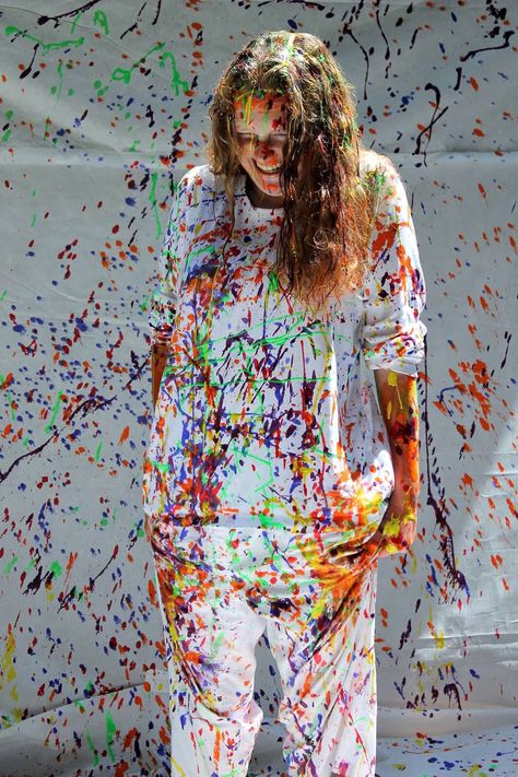 . Finger Painting Photoshoot, Awareness Photoshoot, Splatter Room, Paint Photoshoot, Whimsical Photoshoot, Holi Photo, Holi Colors, Painting Birthday, Paint Photography