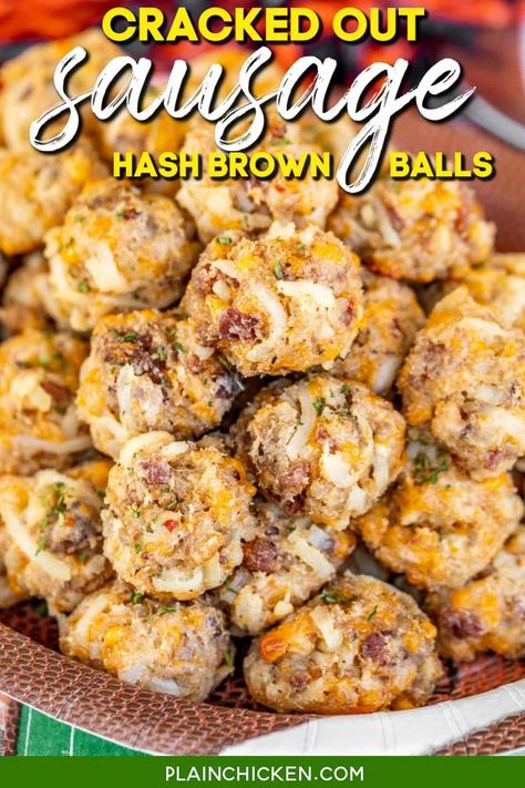 Cracked Out Sausage Hash Brown Balls – cream cheese sausage balls loaded with hash browns, cheddar, bacon, and ranch. Seriously the BEST sausage balls you’ll ever eat! Mix together sausage, Bisquick, Ranch mix, cheddar cheese, bacon, frozen hash browns, and cream cheese in your stand mixer and roll into balls. Can make in advance and freeze unbaked for a quick snack later. These are great for tailgating parties, and breakfast! March Madness Party Food, Cracked Out, Cream Cheese Sausage Balls, Sausage Hash, Ranch Mix, Best Sausage, Roast Beef Sandwiches, Hot Sausage, Sausage Balls