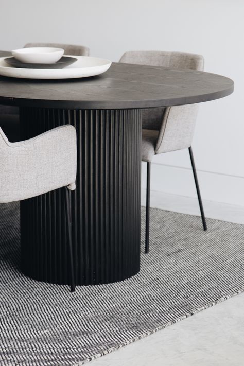 Dining Room Table Black, Styling Black Dining Table, Black Dining Tables, Black Dining Table Styling, Black Circular Dining Table, Round Dining Table Black, Dinning Table Black, Dinner Table Round, Dinner Table Furniture