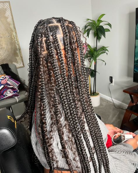 Large Knotless braids W curls😍😍 Are you booking for October? Isn’t this hairstyle so pretty 😍😍 Style: Breezy Wave Boho Knotless braids Verse of the day: “We destroy every proud obstacle that keeps people from knowing God. We capture their rebellious thoughts and teach them to obey Christ.” ‭‭2 Corinthians‬ ‭10‬:‭5‬ ‭NLT‬‬ OCTOBER BOOKINGS ARE OPEN #knotlessbraids #fulanibraidsdmv #fulanibraids #tribalbraids #tribalbraidsdmv #distressedlocs #hairbraider #dmvhairstylist #dmvbraider #hai... Braids W Curls, Large Knotless Braids, Inspo Hairstyles, Large Knotless, Boho Knotless Braids, Boho Knotless, Hair Braider, Fulani Braids, Hair Affair