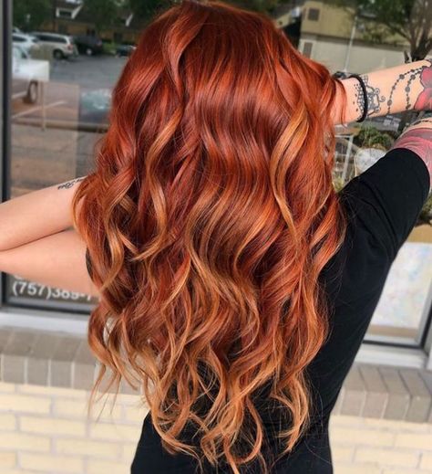 Dimensional Ginger Hair, Red Color Melt Hair, Dimensional Red Hair Copper, Copper Gold Hair Color, Red And Copper Hair, Copper Hair With Shadow Root, Dimensional Red Hair, Dimensional Copper Hair, Copper Red Balayage