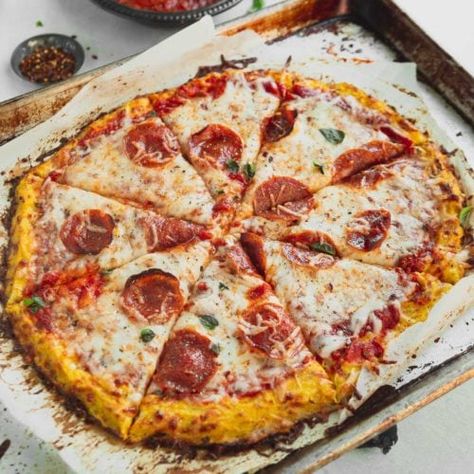 Spaghetti Squash Crust, Squash Pizza Crust, Spaghetti Squash Pizza Crust, Keto Spaghetti Squash, Keto Spaghetti, Spaghetti Squash Pizza, Zucchini Pizza Crust, Squash Pizza, Healthy Spaghetti