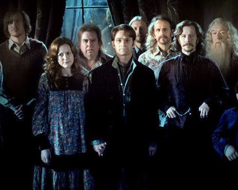 The story of the original Order of the Phoenix. | 39 "Harry Potter" Sequels That We Actually Want To Read Lily Potter, Harry Potter Images, Images Harry Potter, Harry Potter 2, Harry Potter Pictures, Harry Potter Films, Harry Potter Cast, Harry Potter Wallpaper, Remus Lupin