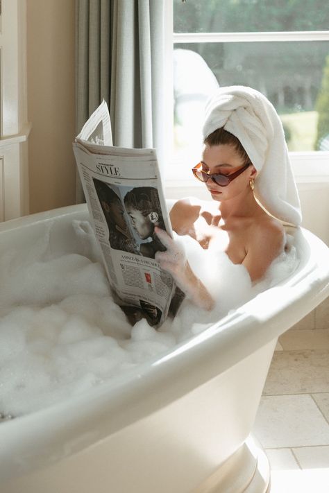 Bath Tub Aesthetic, Weekend Routines, Bubble Bath Photography, Bath Reading, Nyc Editorial, Reading A Magazine, Bathtub Pictures, Bathtub Aesthetic, Bath Tube