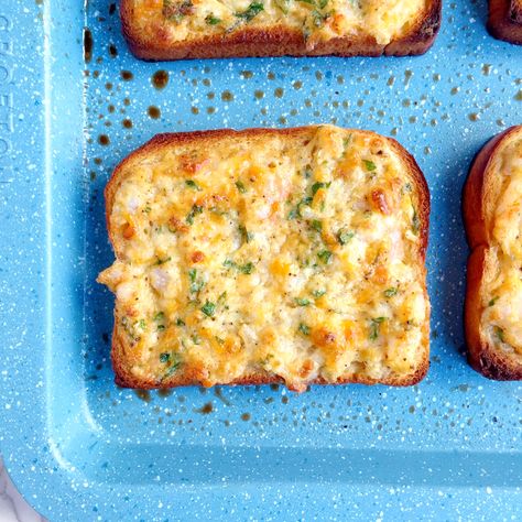 Easy Shrimp Toast, Baked Shrimp Toast Recipe, Cajun Shrimp Toast, Breakfast Shrimp Ideas, Shrimp Toast Appetizers, Shrimp Bread Recipes, Shrimp Toast Chinese, Seafood Toast, Shrimp On Toast