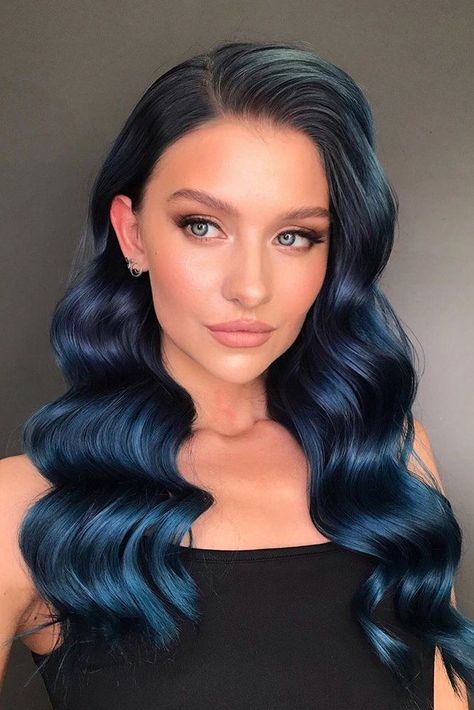 30 Wedding Makeup Looks To Be Exceptional ❤ wedding makeup looks natural simple on bride with blue hair sasha_esenina #weddingforward #wedding #bride #weddingmakeuplooks #weddingmakeup Hairstyles With Long Hair, Blue Hair Makeup, Pretty Prom Hairstyles, Black Prom Hairstyles, Colored Curly Hair, Wedding Makeup Looks, Hair Easy, Prom Hairstyles, Bridal Hair And Makeup