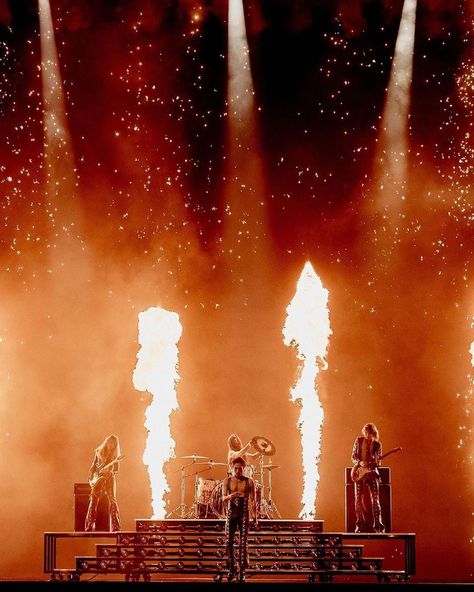 MÅNESKIN OFFICIAL FANCLUB on Instagram: “Eurovision 2021: sweet memories. ❤️‍🔥 📸| @jordybrada — ⠀⠀⠀⠀⠀⠀⠀⠀⠀ If you want to see more contents like this and stay on top of all news,…” Eurovision 2021, Concert Aesthetic, Dream Concert, Band Posters, Sweet Memories, Artsy Fartsy, Music Bands, Cool Bands, Art Boards