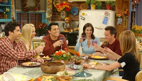 Friends Thanksgiving Episodes, Meat Sweats, Friends Reunion, Friends Episodes, Friends Thanksgiving, David Schwimmer, Joey Tribbiani, Friends Moments, Monica Geller