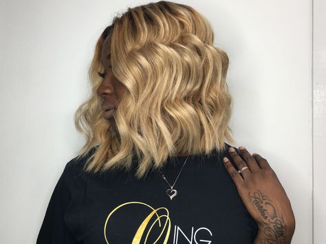 Blonde Loose Wave Bob Middle Part on Dark Skin  IG: @chee.symon Bobs With Middle Part, Middle Part Messy Bob Black Women, Beach Wave Quick Weave Bob, Bob With Loose Curls, Blonde Quick Weave Bob, Middle Part Bob With Curls, Beach Wave Bob Black Women, Crimp Bob, Rebranding Photoshoot