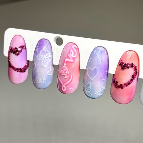 Taylor Swift Lovers Outfit Ideas, Lover Era Nails Taylor Swift, Lover Nails Eras Tour, Taylor Swift Evermore Nails, Cute Taylor Swift Nails, Lover Inspired Nails, Nail Art Taylor Swift, Taylor Swift Concert Nails, Evermore Nails