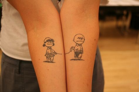 Lucy and Charlie Brown tattoo People With Tattoos, Comic Book Tattoo, Snoopy Tattoo, Browning Tattoo, Comic Tattoo, Sibling Tattoos, Small Flower Tattoos, Original Tattoos, Book Tattoo