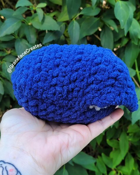 I just listed these cuties on my website for those who can't/don't crochet and would like a Pill Bug of their own 🧶🪲 If you DO crochet, the pattern is available now! Pattern: Peekaboo Pals Pill Bug by me (available on my website, Etsy, and Ravelry) Yarn: Premier Basix Chenille by @premieryarns To get your own Pill Bug or Pill Bug pattern, or to get 10% off your next yarn purchase with Premier Yarns, follow the Lincoln my Bye-oo 🥰 Tags #Peekaboopals #peekaboopalspillbug #rolypoly #pillbug ... Bug Pattern, Pill Bug, A Pill, My Website, Ravelry, Lincoln, Bugs, Yarn, Tags