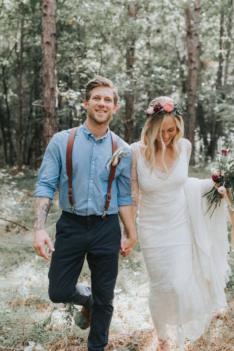 Mountain Elopement Mens Outfit, Backyard Groom Attire, Backyard Wedding Groom Attire Casual, Outdoor Wedding Mens Attire, Backyard Wedding Groomsmen, Mountain Elopement Groom Attire, Mountain Wedding Groom Attire, Outdoor Woods Wedding, Backyard Wedding Groom Attire