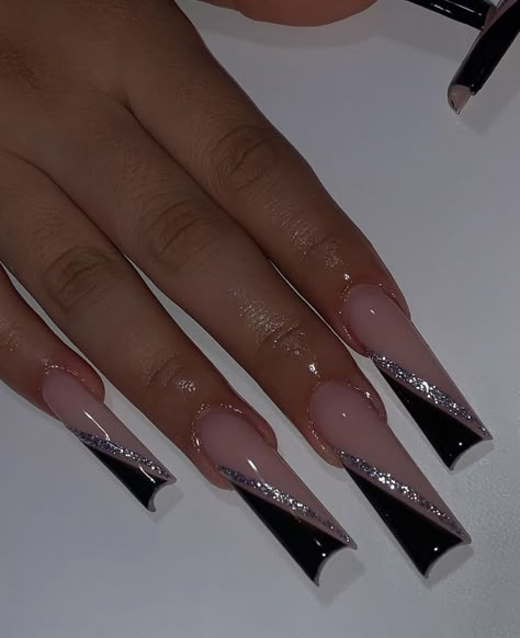 Nail Art Designs With Glitter, Black Bling Acrylic Nails, Long Nail Art Ideas, Coffin Style Nails, Coffin Nails Inspiration, Square Nail Tips, Blessed Week, 2024 Nails, Black Acrylic Nails