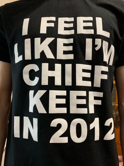 #chiefkeef #sosa #chiefkeefpfp #chiefkeeficons #keithcozart 2012 Chief Keef, Chief Keef Concert Outfit, Chief Keef Style, Chief Keef Icon, Chief Keef 2012, Chief Keef Outfits, Chief Keef Aesthetic, Chief Keef Shirt, Chief Keef Pfp