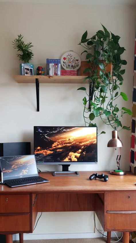 I was informed that my mid-century desk might get some appreciation here! Midcentury Desk Setup, Mid Century Gaming Setup, Game Setup, Earthy Home, Mid Century Desk, Japanese Doll, Pc Setup, Still Alive, Desk Setup