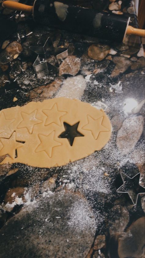 Baking cookies, aesthetic, Homie, comfort winter holidays, Christmas stars Holiday Cookie Aesthetic, Christmas Sugar Cookies Aesthetic, Aesthetic Cookie Pictures, Sugar Cookie Aesthetic, Baking Cookies Aesthetic, Christmas Cookies Aesthetic, Cookies Aesthetic, Cookie Pictures, Christmas Stars