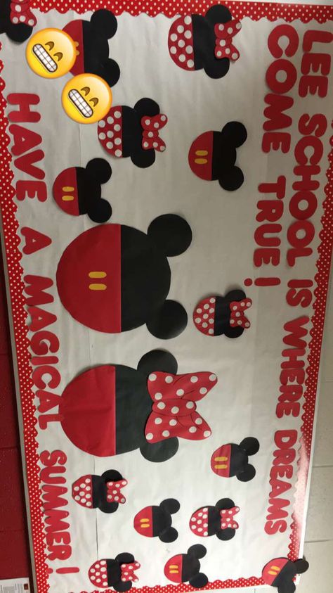 Mickey And Minnie Classroom Door, Diy Mickey And Minnie Decorations, Mickey And Minnie Mouse Classroom Theme, Mickey And Minnie Classroom Theme, Mickey Classroom Theme, Mickey Mouse Bulletin Board Ideas, Nicky Mouse, Mickey Mouse Preschool, Neon Classroom