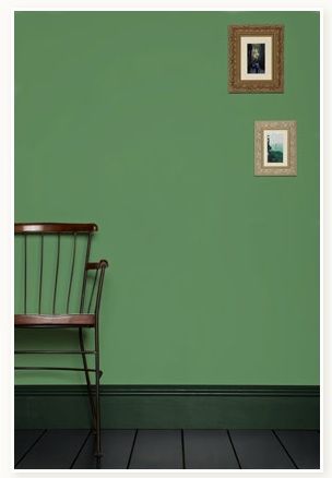 The Relished Roost: Upstairs -Downstairs Just Give Me Those Paint Colors! Farrow Bal, Green Living Room Decor, Farrow & Ball, Neoclassical Interior, Farrow And Ball Paint, Wall Exterior, Farrow And Ball, Ideas Hogar, Metallic Wallpaper