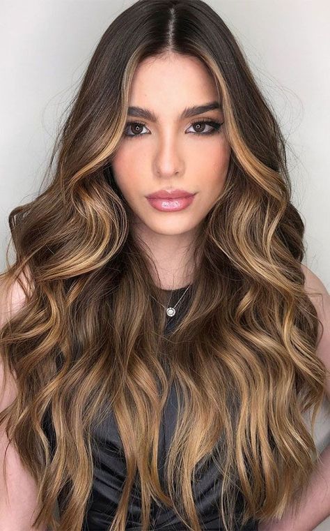 Hair Highlights Caramel, Money Piece Hair, Cute Money, Balayage Hair Caramel, Highlights Caramel, Summer Hair Highlights, Brown Hair Inspo, Brunette Hair With Highlights, Money Piece