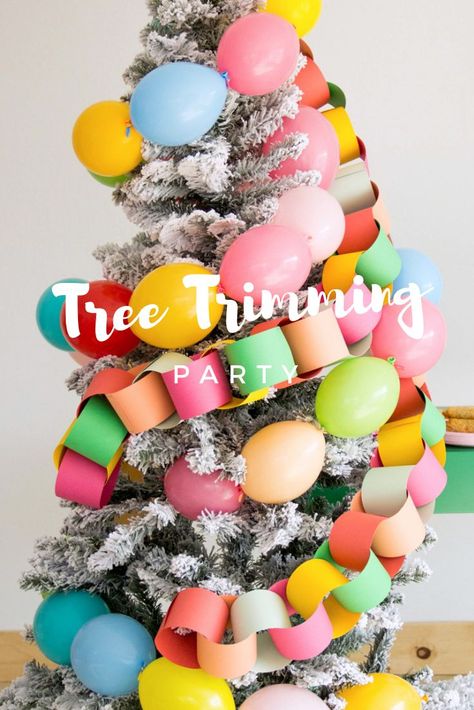 Tree trimming party ideas for food, games and tree decorating party fun! Get all the tips and easy party ideas.  #treetrimming #christmas Tree Trimming Party Ideas, Tree Decorating Party, Decoration Ideas For Christmas, Tree Trimming Party, Balloon Decoration Ideas, Birthday Tree, Party Ideas Food, Corporate Christmas Gifts, Decorating Party