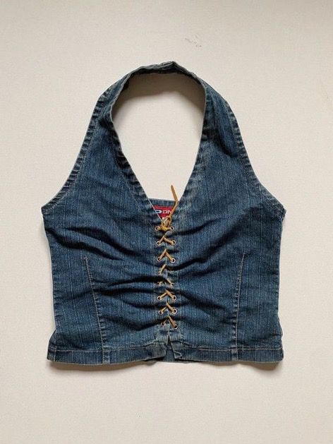 70s Denim Aesthetic, Diy Denim Halter Top, 70s Halter Top Outfit, Denim Top Aesthetic, Denim Top Pattern, Upcycled Denim Top, Diy Jean Top, Denim Halter Top Outfit, Halter Top Aesthetic