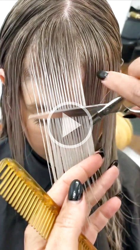 ▷ arcscissors on Instagram: ARC Team Member @rachelwstylist demoing how to cut shaggy 90s-inspired layers with @arcscissors Designer Series Phantom II 6".⁠ ⁠ "Since I… easter hairstyles for teens, crazy hair day at school for girls easy, easter hair ideas, easter hairstyle.. Gray Hair Pixie Cuts, Gray Hair Growing Out, Wacky Hair Days, Braided Hairstyles For Teens, Bob Haircut For Fine Hair, Growing Out Short Hair Styles, Wacky Hair, Gray Hair Highlights, Ribbon Hairstyle