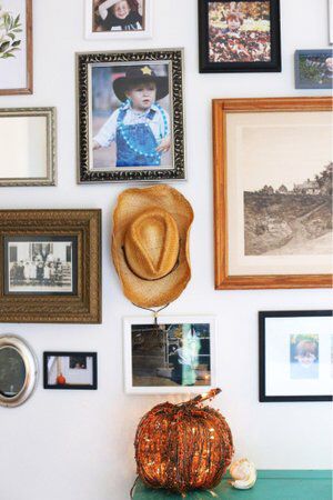 Cowboy Gallery Wall, Gallery Wall With Hats, Cowboy Hat Wall Decor, Cowboy Hat Wall, Office Transformation, Modern Prairie, Wall Hats, Fall Wall Art, Gallery Wall Frames