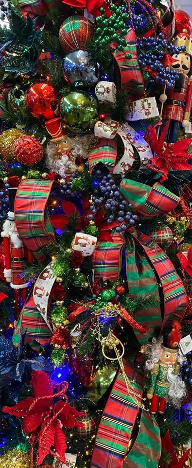 Tartan Plaid Christmas Tree, Nutcracker Tree, Tartan Christmas Tree, Tartan Plaid Christmas, Tree Inspiration, Tartan Christmas, Plaid Christmas Tree, Christmas Tree Inspiration, Merry Christmas To You