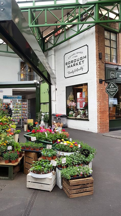 The colours of Borough Market  #londonflowers #londoncolours #colourfullondon #boroughmarket #londonmarket #visitlondon #instalondon #welovelondon #thisislondon #londonsouvenirs #mylondonsouvenirs Borough Market London, University Of Greenwich, English Girl, London Souvenirs, London Market, London Vibes, London Living, London Baby, London Summer