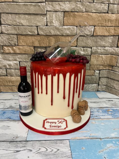 Red wine themed cake. Grapes are made from fondant. Wine Theme Cakes, Birthday Cake Wine, Wine Bottle Cake, Wine Cake, Bottle Cake, 50th Birthday Decorations, Beer Cake, Red Wine Bottle, Wine Theme