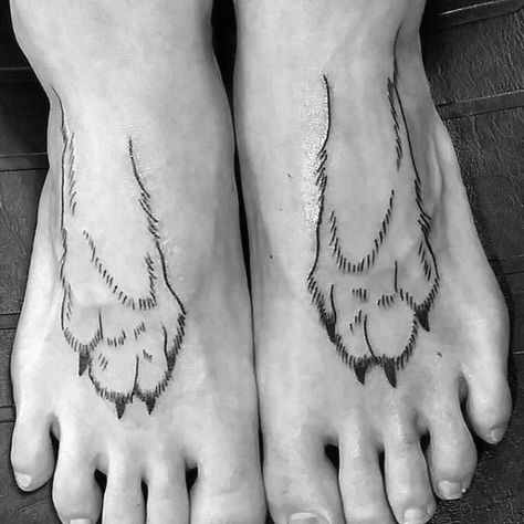 Mens Wolf Paw Tattoos On Feet Wolf Paw Tattoo, Wolf Paw Tattoos, Wolf Tattoos For Women, Wolf Tattoo Ideas, Small Wolf Tattoo, Fox Tattoo Design, Wolf Paw, Foot Tattoos For Women, Paw Tattoo