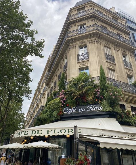 Paris Dump, Amanda Marie, France Aesthetic, Paris Vibes, Paris Aesthetic, Paris Cafe, Europe Summer, Dream Holiday, Dream City