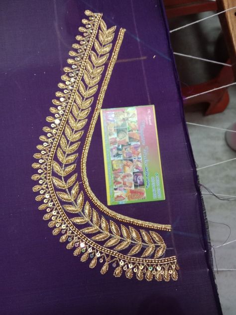 Khat Work Blouse Design, Zardosi Design, Tassels Fashion Clothing, Magam Work Designs, Khatli Work, Handwork Blouse, Long Blouse Designs, Mirror Work Blouse Design, Aari Design