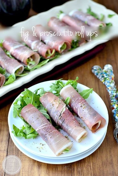 Prosciutto Roll, Fig Prosciutto, Fig Rolls, Holiday Appetizers Easy, Easy Thanksgiving Recipes, Iowa Girl Eats, Quick And Easy Appetizers, Cheese Platters, Easy Appetizer Recipes