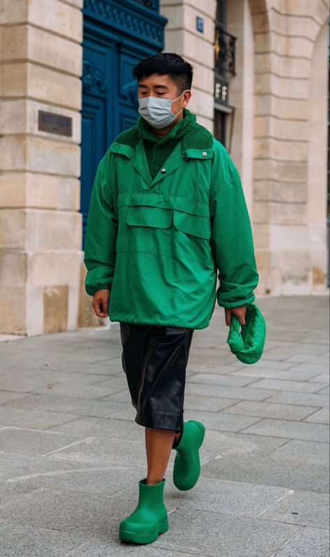 Bottega Veneta Puddle Boots Outfit, Bottega Puddle Boots Outfit, Bottega Boots, Puddle Boots, Gum Boots, Male Styles, Concept Shoes, Rain Boot Outfit, 2023 Lookbook