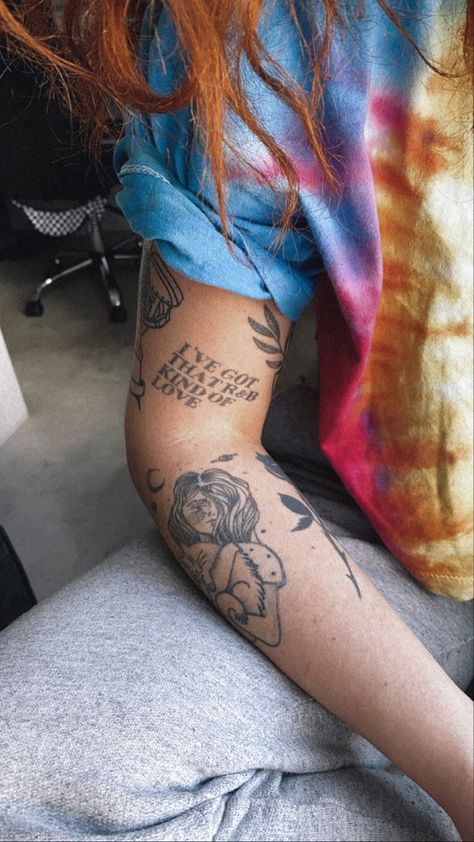 Carol Tattoo, Alien Tattoo, Tattoo Feminina, Real Tattoo, Tattoo Art, Tattoos And Piercings, Watercolor Tattoo, Flower Tattoo, Art Tattoo