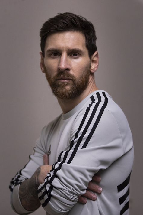 Lionel Messi Haircut, Messi Icons, Ballon D Or Winners, David Beckham Style Outfits, Messi Quotes, Leo Queen, Lio Messi, David Beckham Style, Messi Barcelona