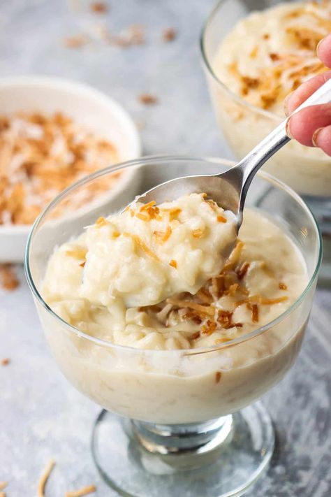 Coconut Rice Pudding Arborio Rice Pudding, Old Fashioned Rice Pudding, Homemade Vanilla Pudding, Coconut Rice Pudding, Rice Pudding Recipes, Homemade Chocolate Pudding, Creamy Rice Pudding, Rice Pudding Recipe, Pudding Flavors