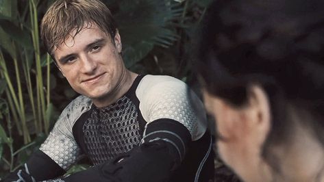 alice on Twitter: "“my nightmares are usually about losing you, i'm okay once i realize you're here.”  peeta mellark went through so much pain, but he still remained peeta, the genuine, selfless and kind character we all love. i’m so happy he got his happy ending, he deserved it more than anyone.… https://t.co/h7G8uCBq0j" Catching Fire Book, Hunger Games Peeta, I'm Okay, I Volunteer As Tribute, Katniss And Peeta, Hunger Games 3, Peeta Mellark, Hunger Games Catching Fire, Hunger Games Trilogy