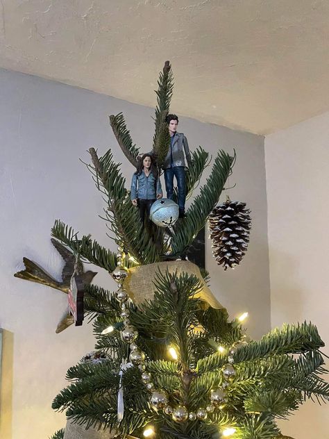 Twilight Party, Twilight Funny, Christmas Inspo, Last Christmas, Tree Topper, Christmas Is Coming, Winter Time, Tree Toppers, Christmas Cheer