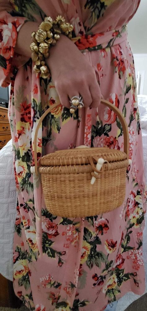 Nantucket Baskets Purse, Vintage Nantucket, Nantucket Basket, Purse Outfit, Basket Purse, Nantucket Baskets, Vintage Basket, Chunky Bracelet, Vintage Baskets