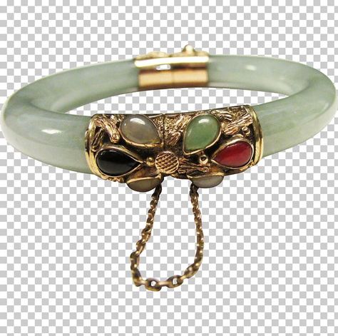 Jade Bangle With Gold, Jade Accessories, Bangles Jewelry Designs, Jade Bangle, Gold Earrings Designs, Bangles Jewelry, Diy Necklace, Gold Bangles, Designer Earrings