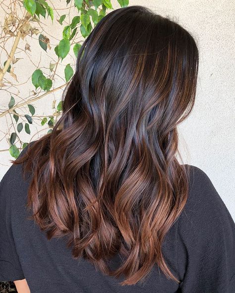 Cinnamon spice please . . . #Simivalleyhair #simivalleysalon #simivalleyhairstylist #thousandoakshair #westlakehair #moorparkhair… Brown Balayage For Black Hair, Copper Brown Balayage, Balayage For Black Hair, Dark Brown Hair With Highlights, 60 Hairstyles, Hair With Highlights, Caramel Highlights, Brown Hair Balayage, Brown Balayage