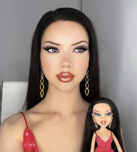 Pageant Hair And Makeup, Bratz Doll Makeup, Bratz Makeup, Lilly Pulitzer Outfits, Black Bratz Doll, Light Makeup Looks, Pageant Hair, Brunette Makeup, Bratz Girls