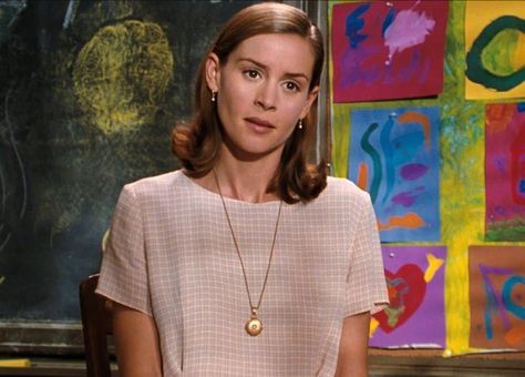 Ms Honey Matilda, Miss Honey Matilda, Matilda Movie, Embeth Davidtz, Mara Wilson, Teacher Images, Miss Honey, Good Movies On Netflix, Valentine's Party