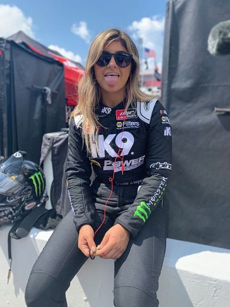 Haley Degan, Hallie Deegan, Hailee Deegan, Hailie Deegan, Natalie Decker, Female Race Car Driver, Racing Outfit, Female Racers, Women Drivers