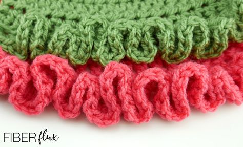 Fiber Flux: How to Crochet Ruffled Edging Ruffle Crochet Edging, Crochet Scalloped Edge, Crochet Edging Pattern, Crochet Blanket Border, Crochet Blanket Edging, Crochet Border Patterns, Crochet Border, Crochet Edging Patterns, Crochet Ruffle