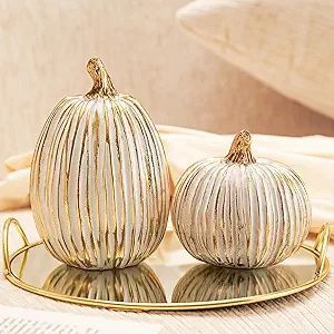 Pumpkins Decorations, Decorations For Thanksgiving, Elegant Fall Decor, Decorative Pumpkins, Table Centerpieces For Home, Fall Pumpkin Decor, Indoor Kitchen, Countryside Style, Autumn Pumpkins